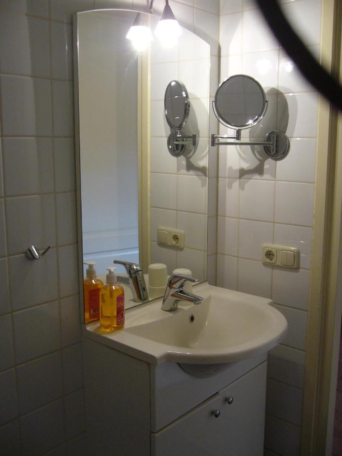De Stjelp Pleats Bed & Breakfast Lemmer Bagian luar foto