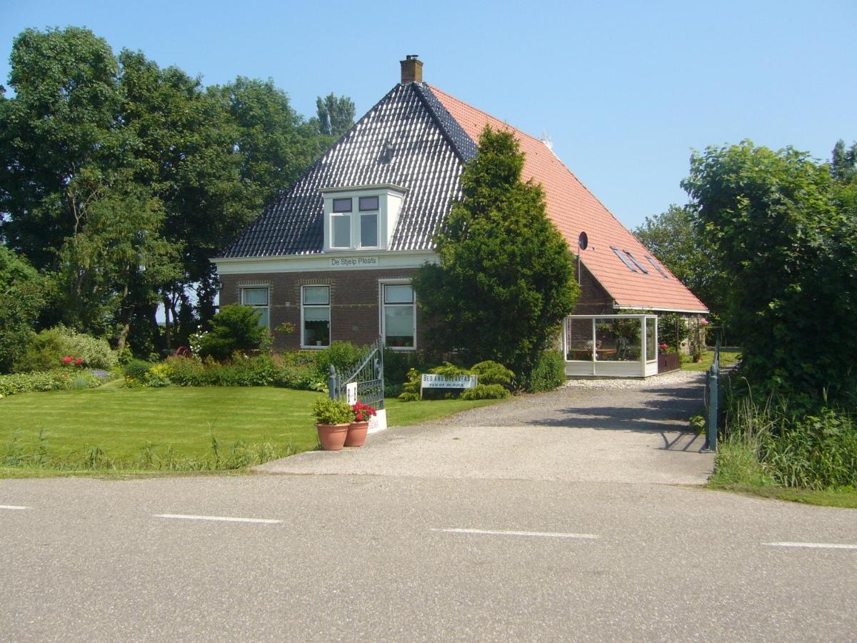 De Stjelp Pleats Bed & Breakfast Lemmer Bagian luar foto