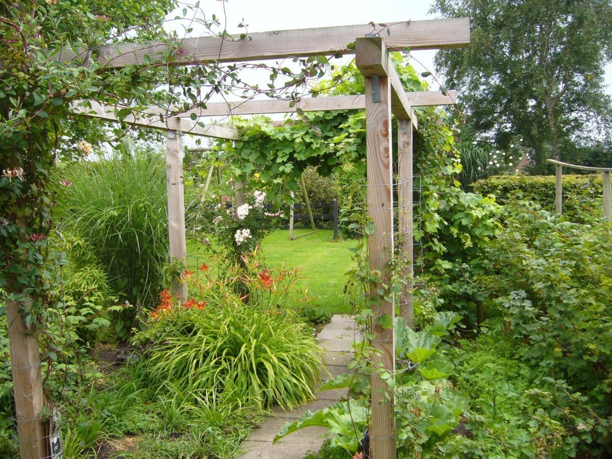 De Stjelp Pleats Bed & Breakfast Lemmer Bagian luar foto