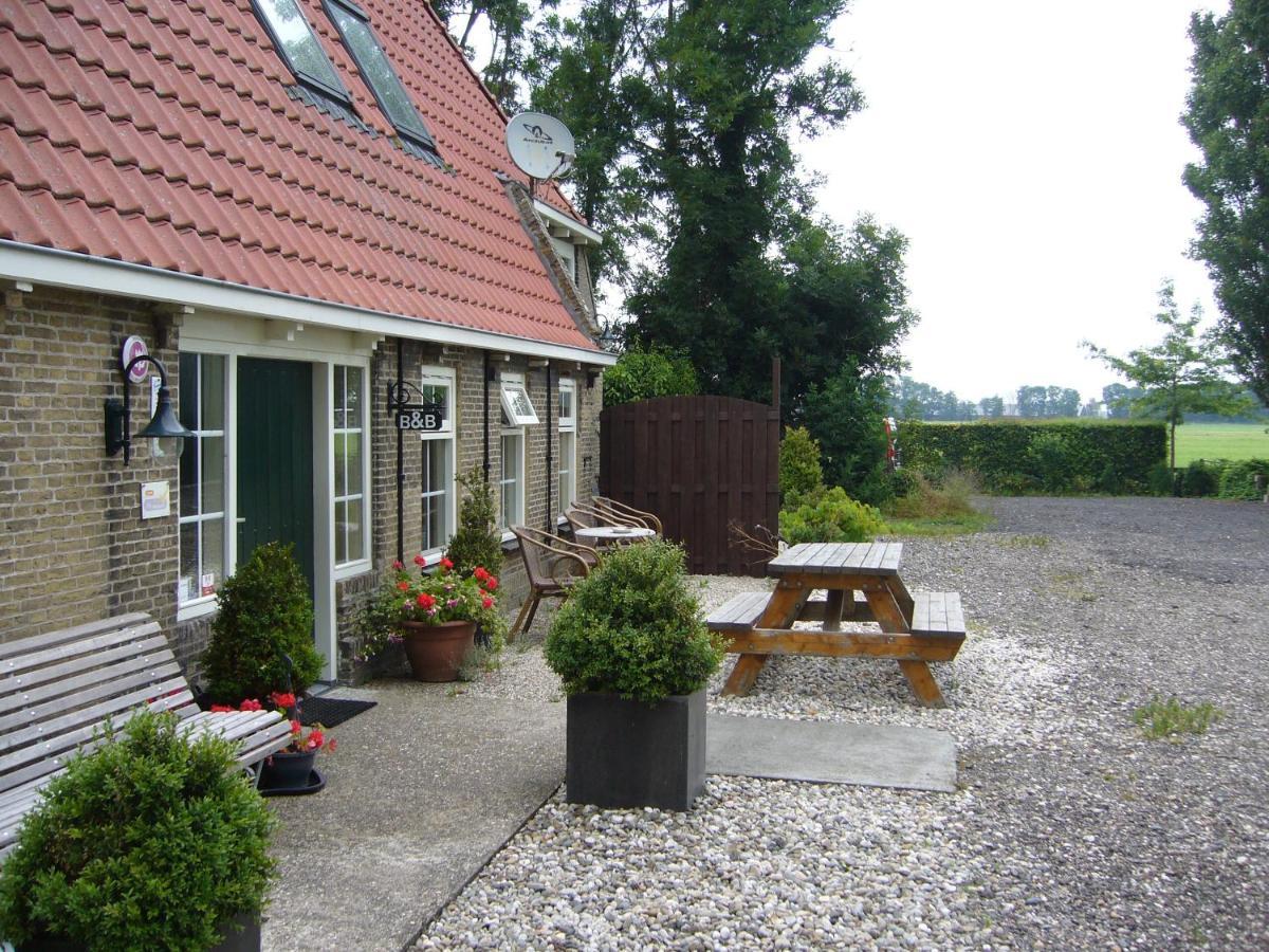 De Stjelp Pleats Bed & Breakfast Lemmer Bagian luar foto