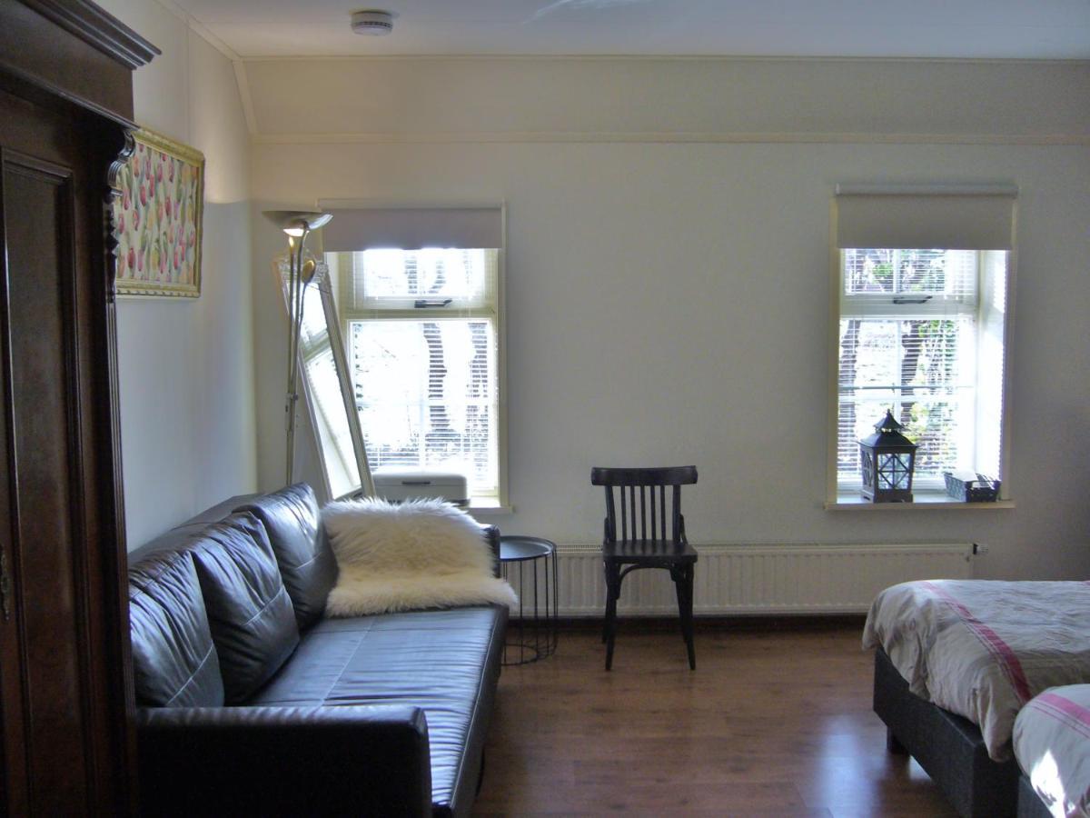 De Stjelp Pleats Bed & Breakfast Lemmer Bagian luar foto