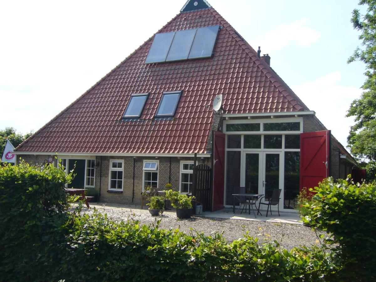 De Stjelp Pleats Bed & Breakfast Lemmer Bagian luar foto