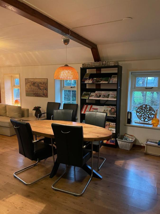 De Stjelp Pleats Bed & Breakfast Lemmer Bagian luar foto